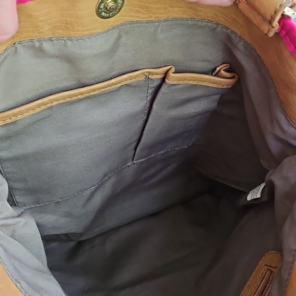 Steve Madden Pink and‎ Tan Shoulder Bag with Fringe - Picture 12 of 16